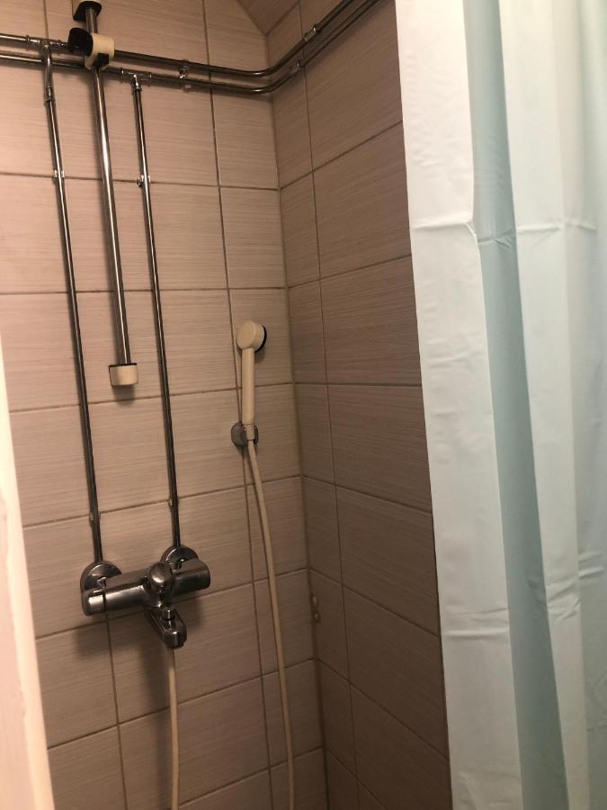 Studio In The City Center Free Private Parking เกมี ภายนอก รูปภาพ