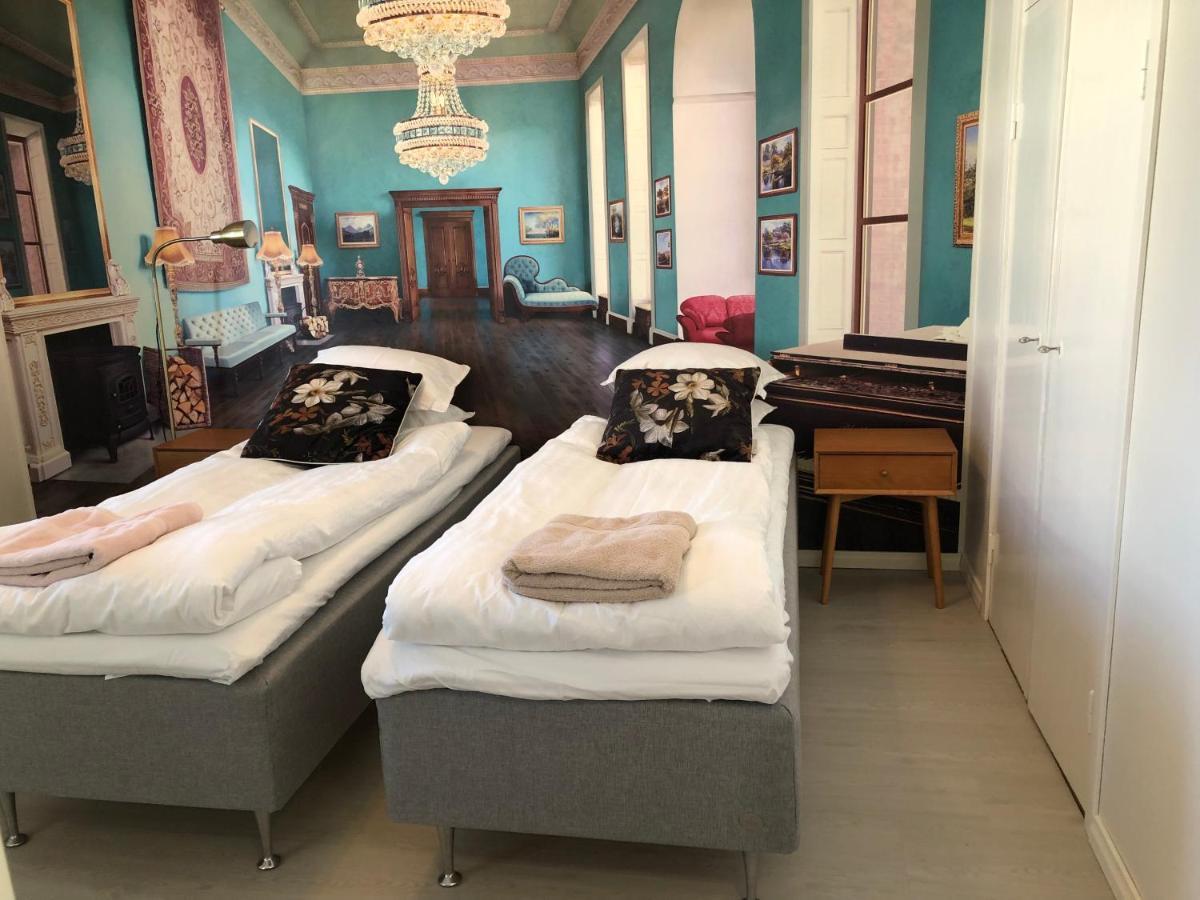 Studio In The City Center Free Private Parking เกมี ภายนอก รูปภาพ